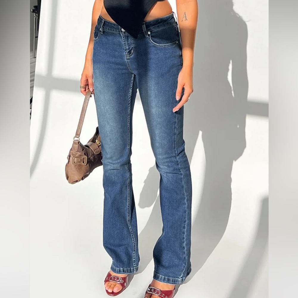 Princess Polly Bethany Bootleg Low Rise Jeans Mid Wash